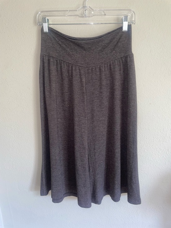 Xhilaration Pants - Women's Gray gaucho pants capri y2k